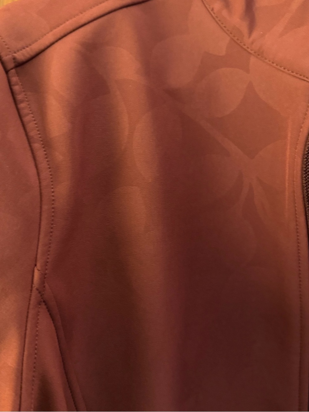Patagonia Women’s Cranberry Red Softshell Utility Jacket - Picture 3 of 5